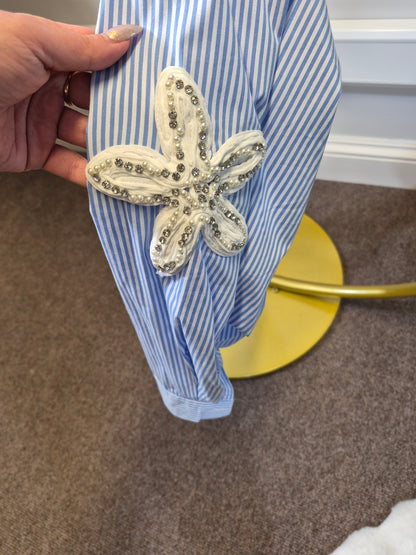 Nr 182 Shirts with flower